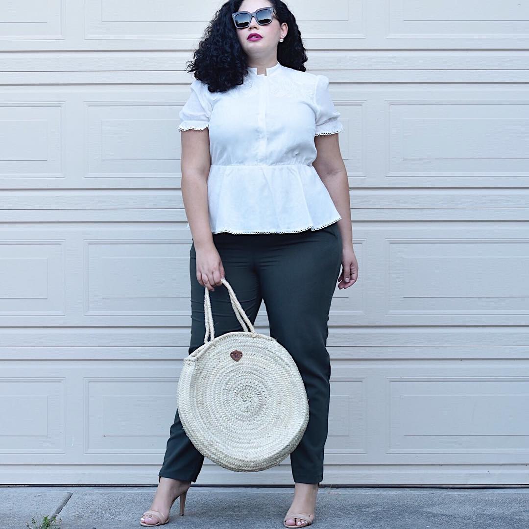 curvy-side-life-look-flattering-outfit-inspiration-stylish-curvy-woman