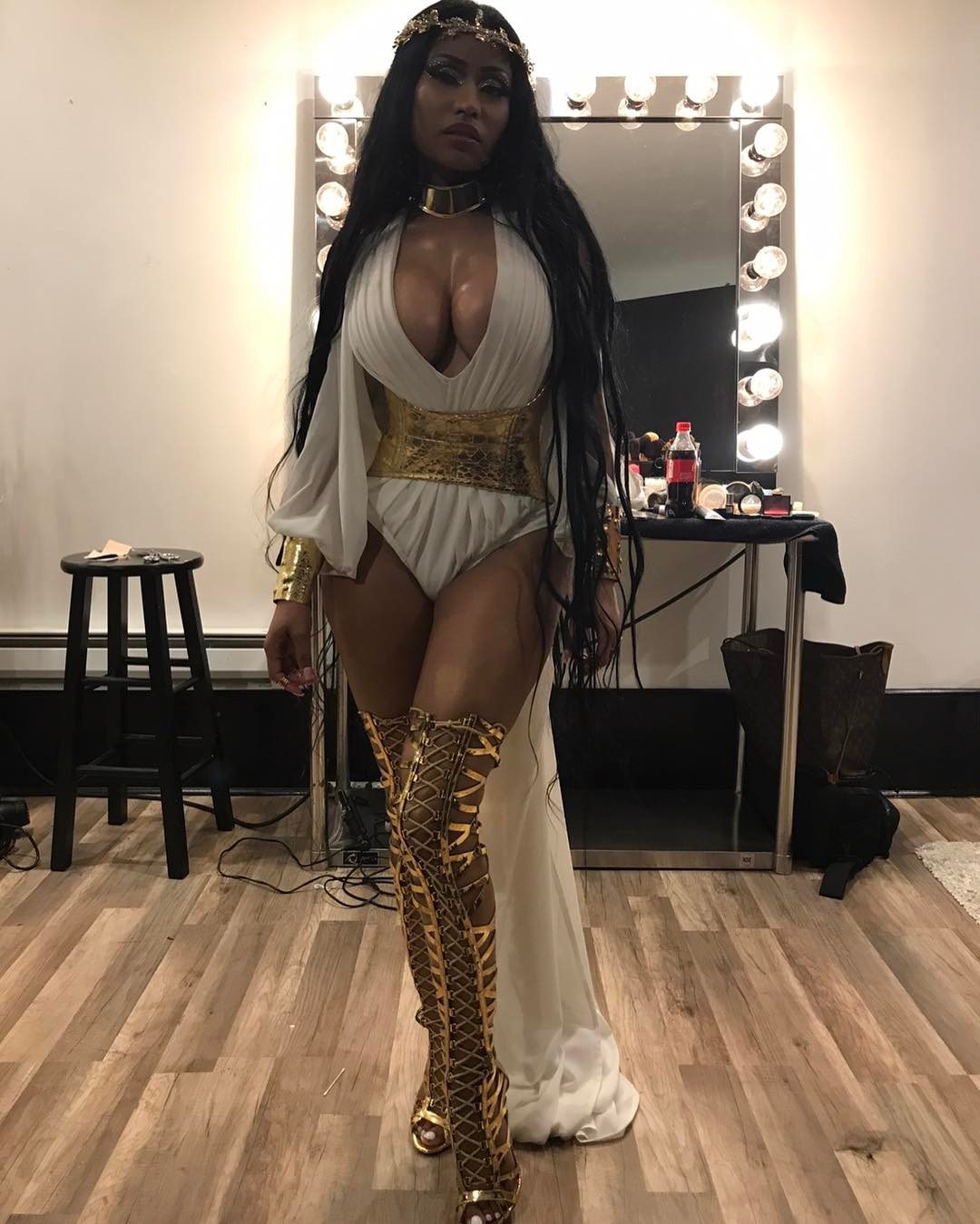 Here are a few photos that prove that only Nicki Minaj can pull off her own...