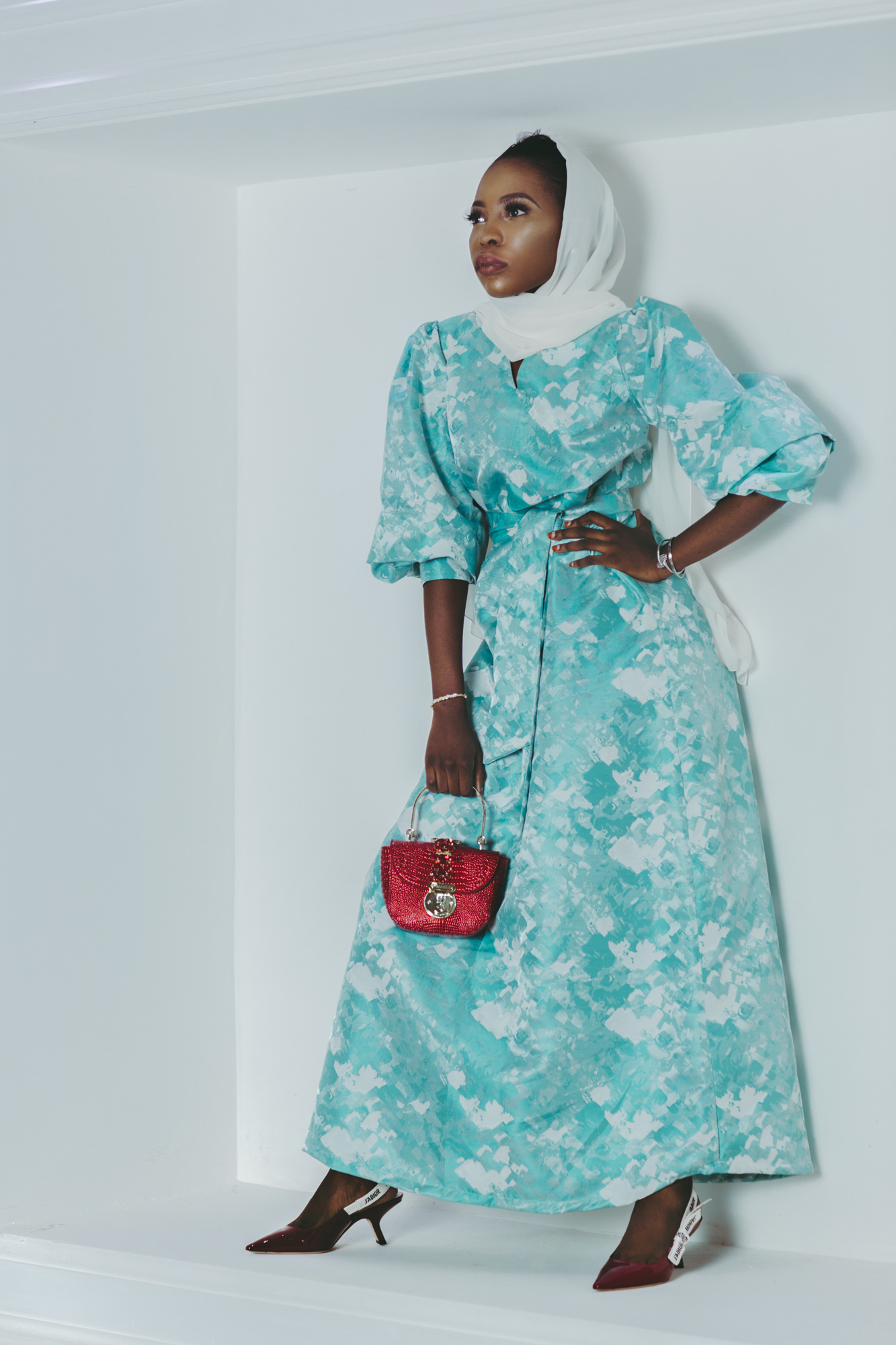 budding-womenswear-brand-amnas-releases-a-chic-ramadan-2018-collection