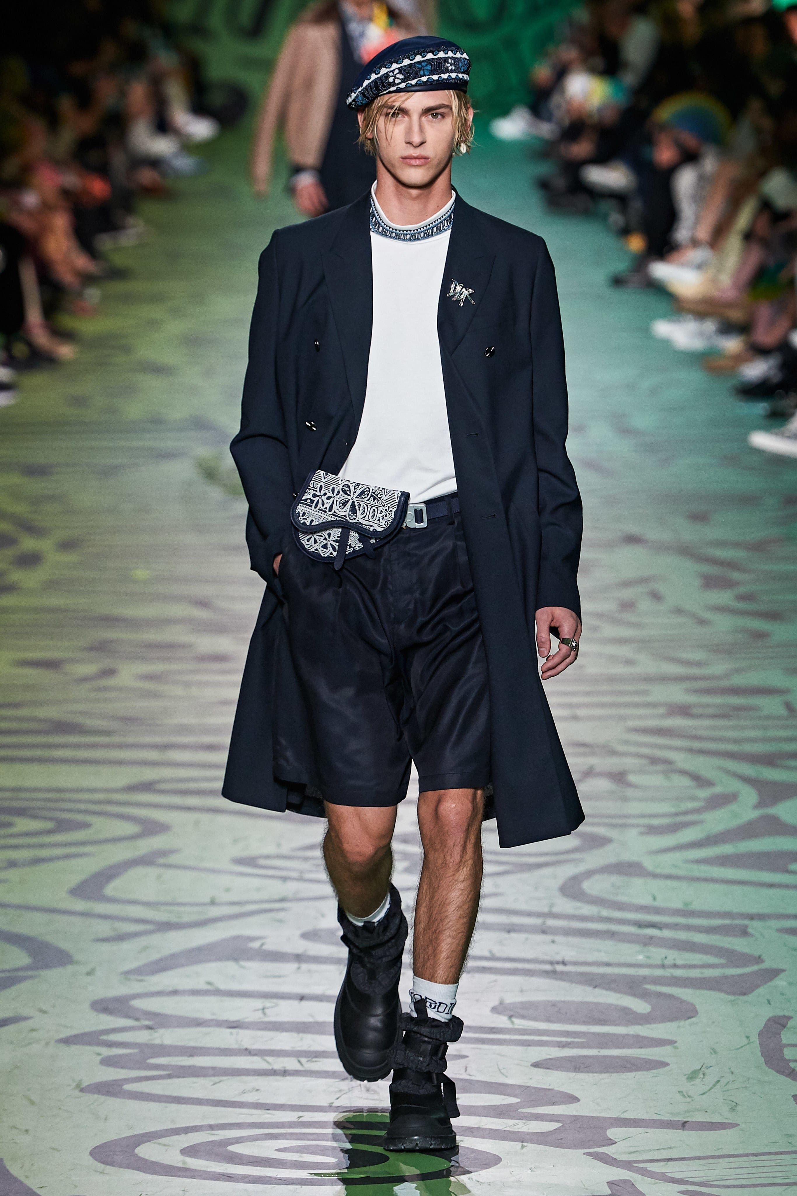 kim-jones-and-shawn-stussy-take-over-miami-with-dior-mens-fall-2020-collection