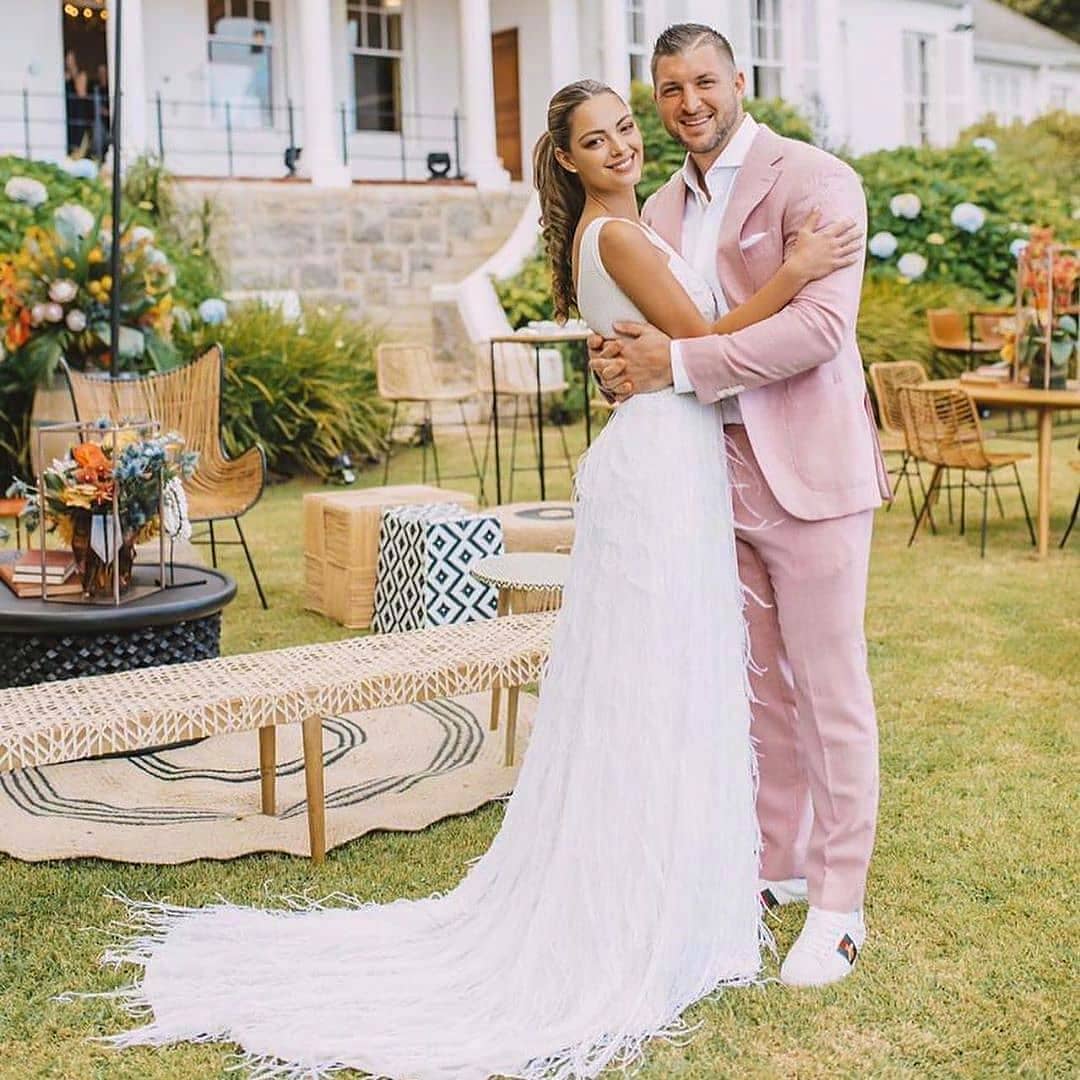 Tim Tebow And DemiLeigh NelPeters’ Wed In An Intimate Affair
