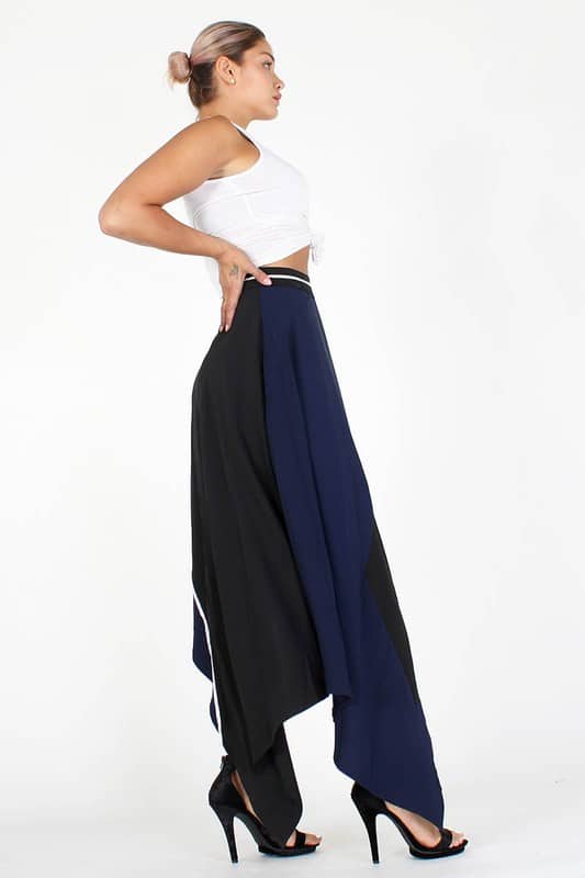 Tania Asymmetric Double Layered Skirt With Zipper