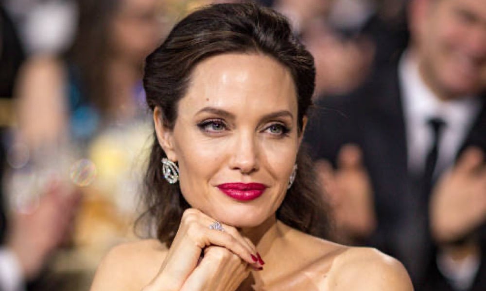 angelina-jolie-coronavirus-donates-kids-child-hunger-style-rave