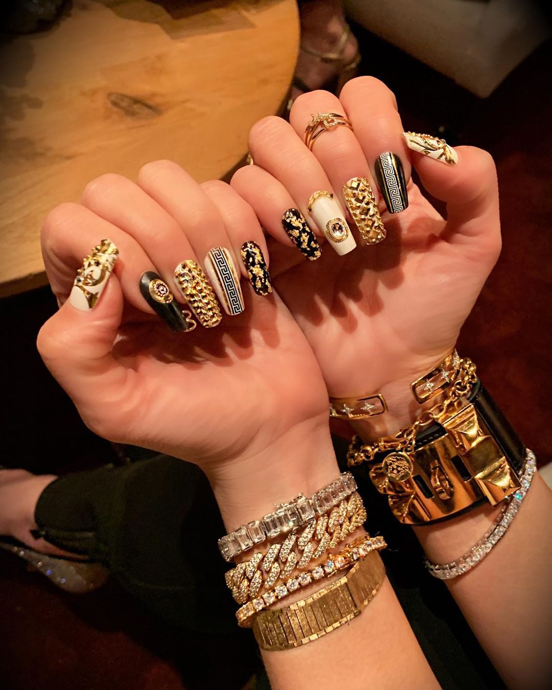 versace-nail-art-design-style-rave