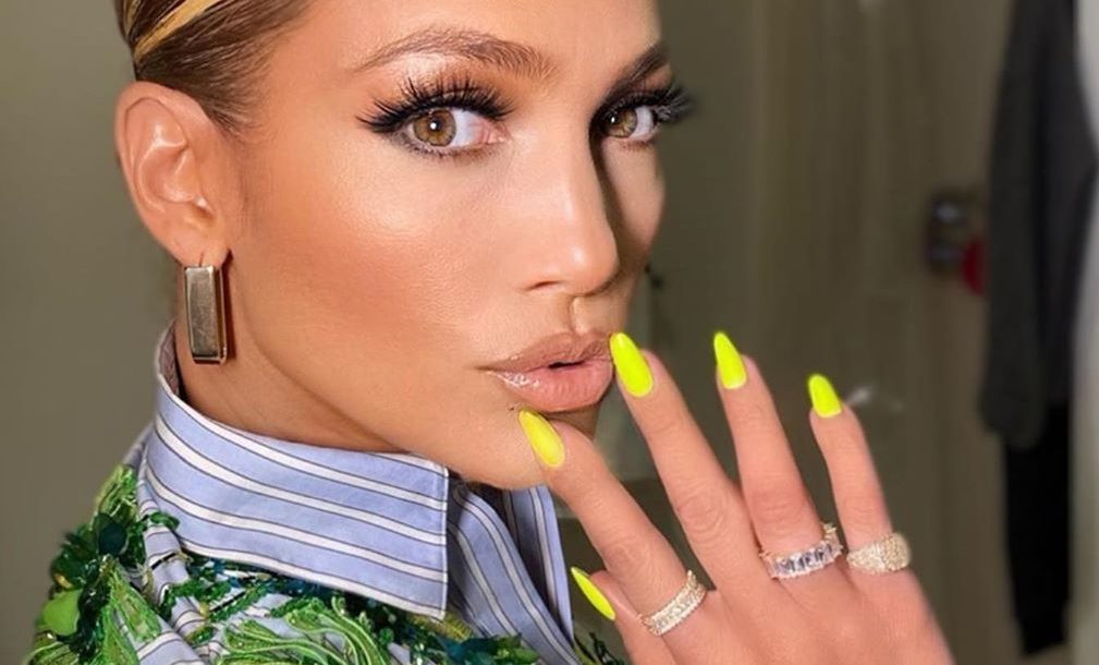 jennifer-lopez-nails-jlo-manicure-2020-style-rave