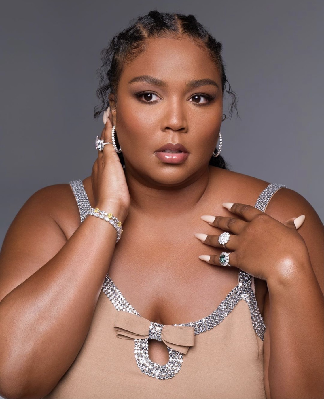 Lizzo-Beating-Vogue-magazine-October-issue
