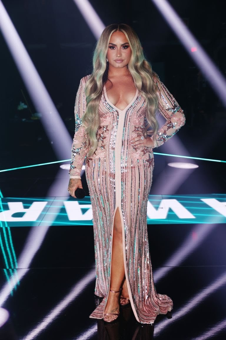 demi-lovato-peoples-choice-awards-2020-best-dressed-celebrities-winners-style-rave