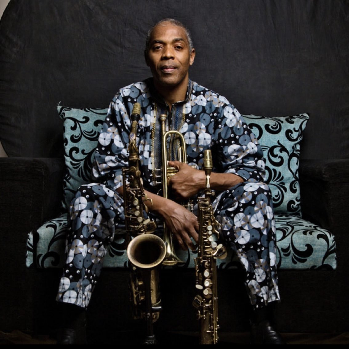 femi-kuti-at-the-afrika-shrine-tv-with-fela-kuti-style-rave