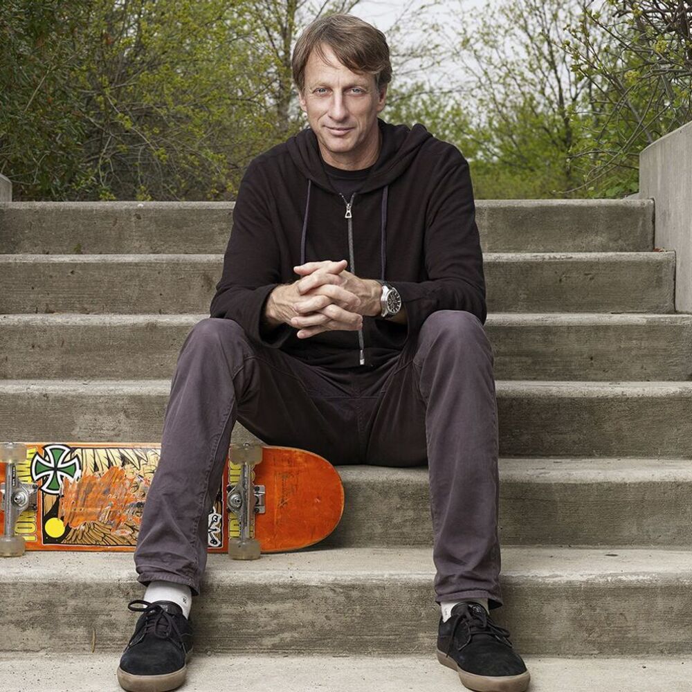 tony-hawk-net-worth-skateboarder-style-rave