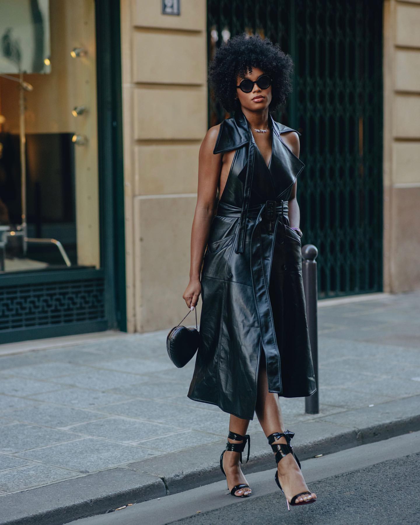 how to wear leather in summer