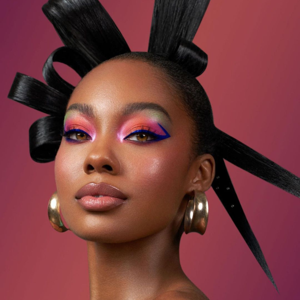 historie fiber Happening 20 Unique Ways To Rock The Colorful Eyeliner Trend This Summer