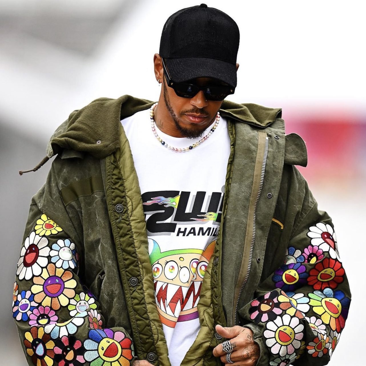 lewis-hamilton-shows-latest-men-fall-trends-2022