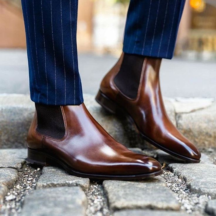 photo of a pair of Chelsea boot shoes for men