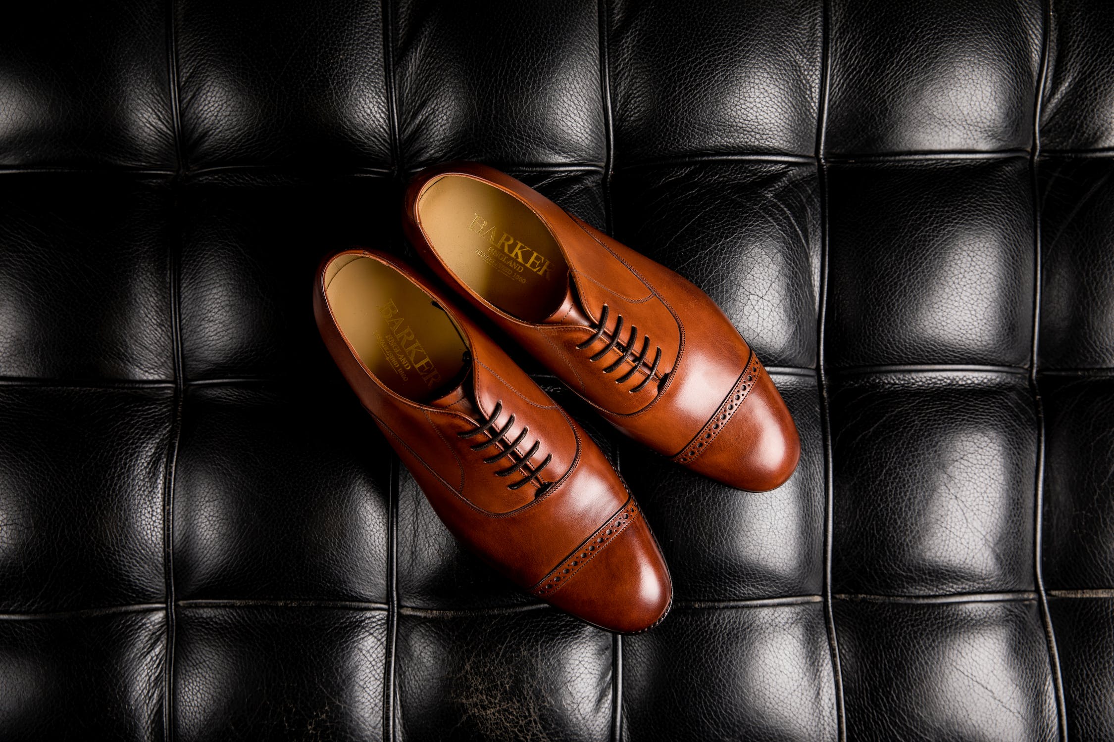 photo of a pair of Oxford shoes for men