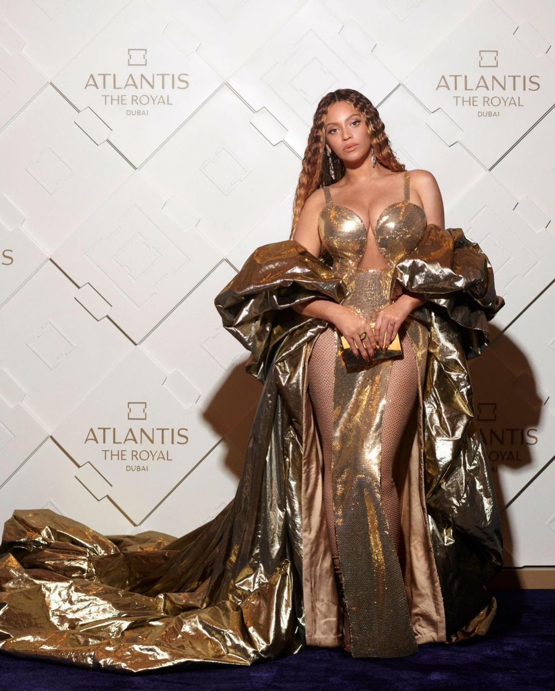the-best-dressed-stars-at-the-atlantis-the-royal-grand-reveal-took-individual-glam-personally