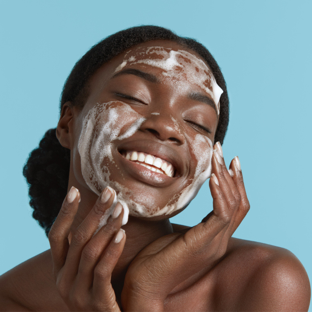 best-face-washes-for-dry-skin-style-rave-black-woman-cleanse-face