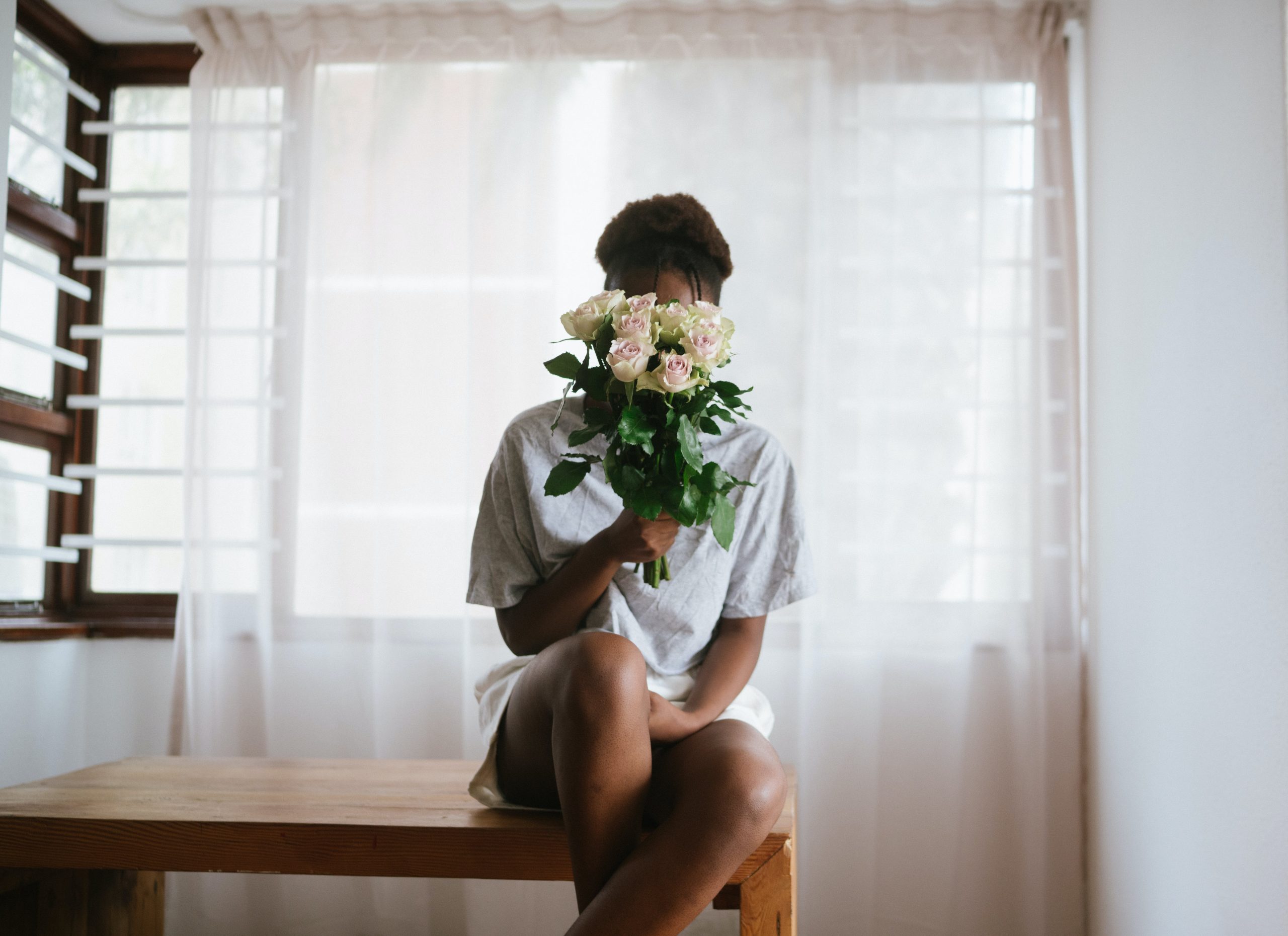 being-single-on-vals-day-how-to-navigate-the-season-with-positivity