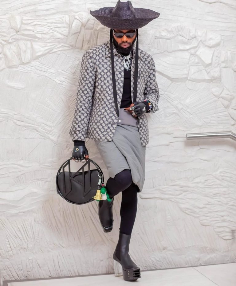 Genderless Fashion Trend: Embracing Fluidity & Inclusivity In 2024