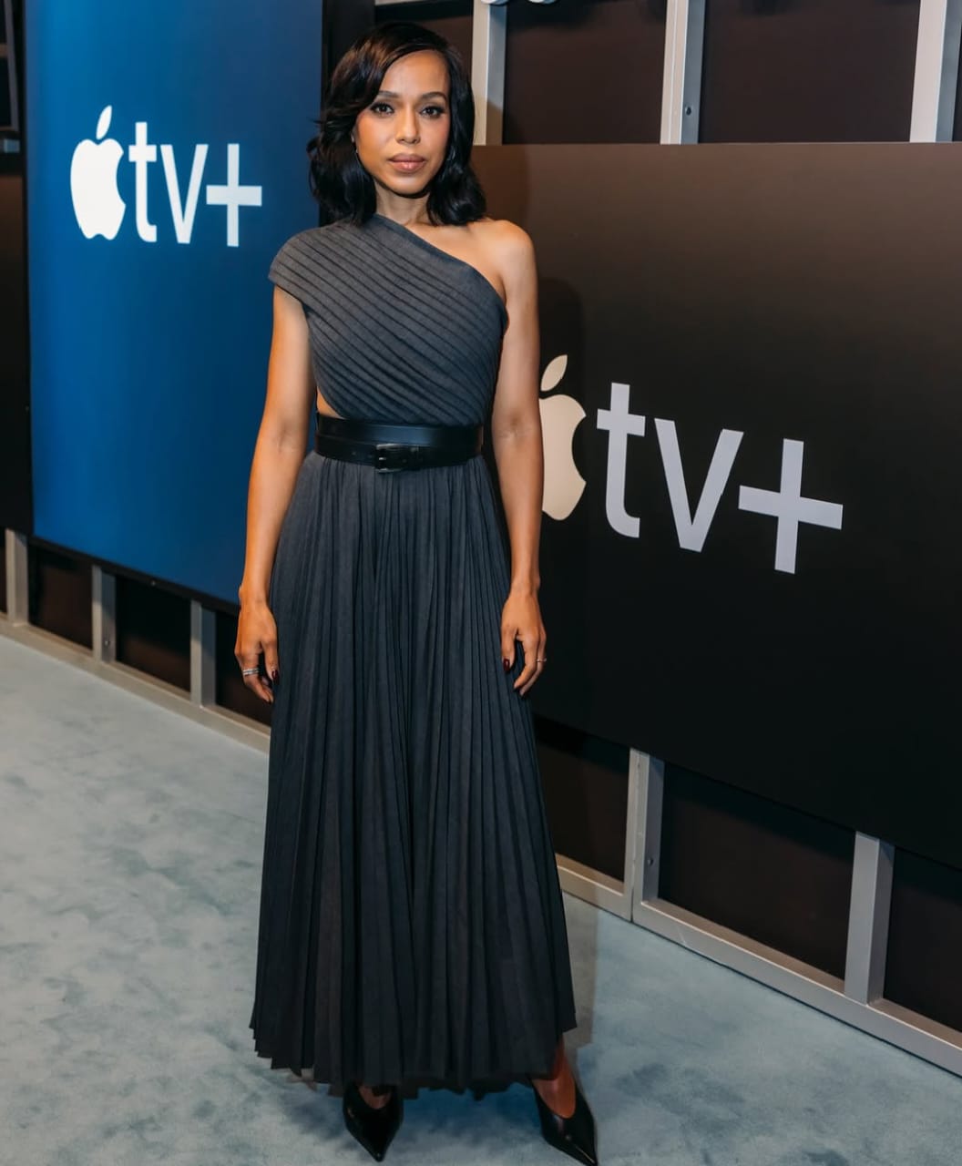 casual-celebrity-dinner-outfits