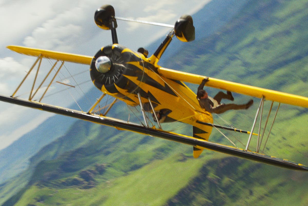 tom-cruise-guinness-world-record-stunt-mission-impossible-style-rave