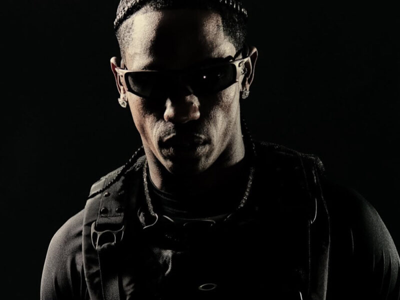 travis-scott-oakley-style-rave