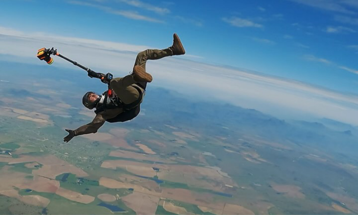 tom-cruise-guinness-world-record-stunt-mission-impossible-style-rave