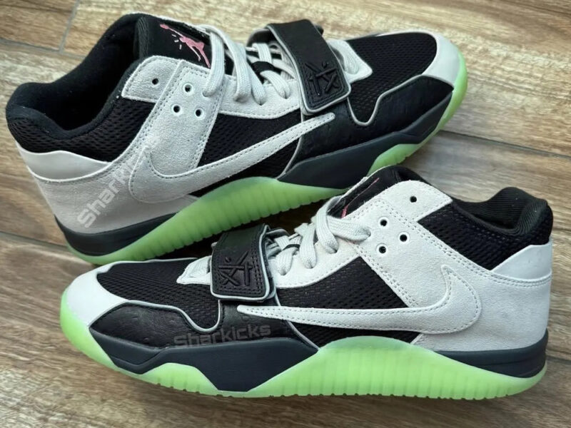 travis-scott-jordan-shoes-style-rave