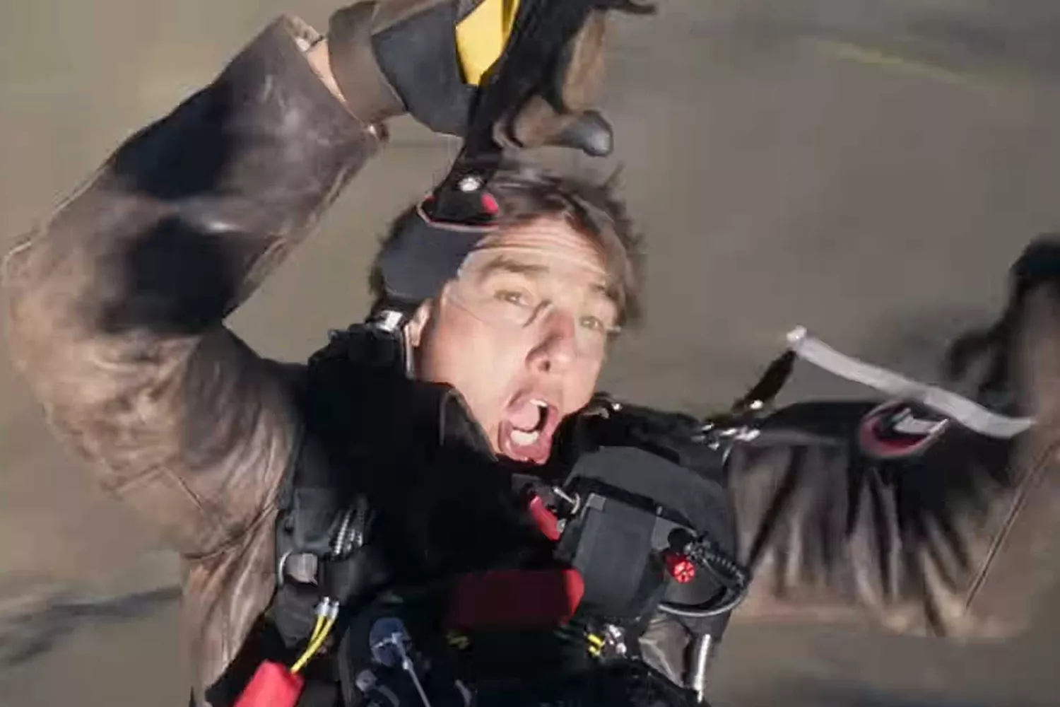 tom-cruise-guinness-world-record-stunt-mission-impossible-style-rave