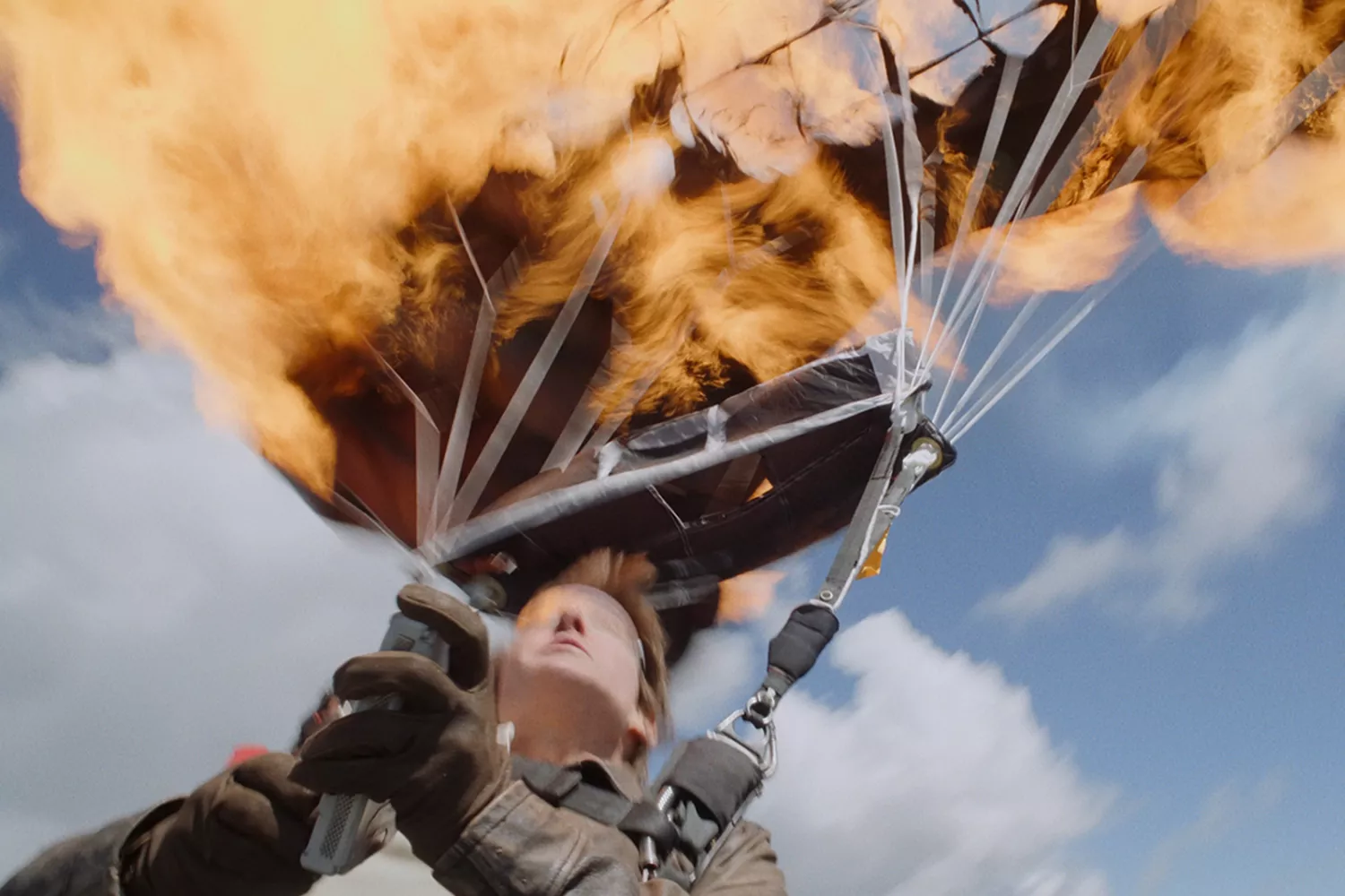tom-cruise-guinness-world-record-stunt-mission-impossible-style-rave