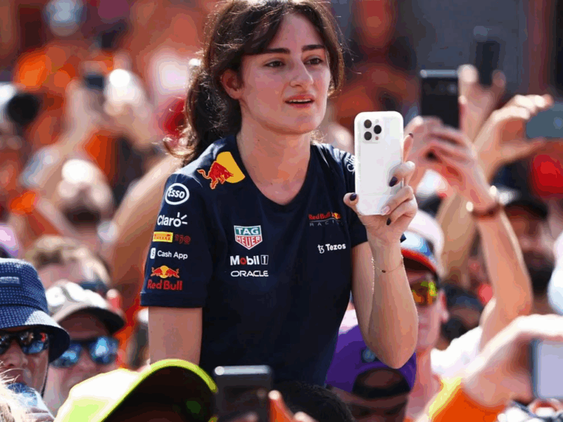 women-f1-fandom-rise-style-rave