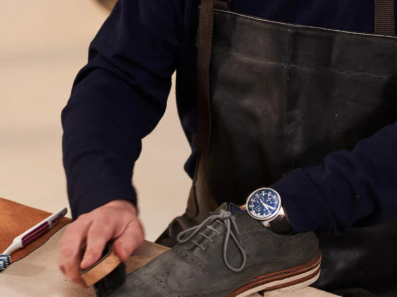 how to clean suede shoes-style-rave-