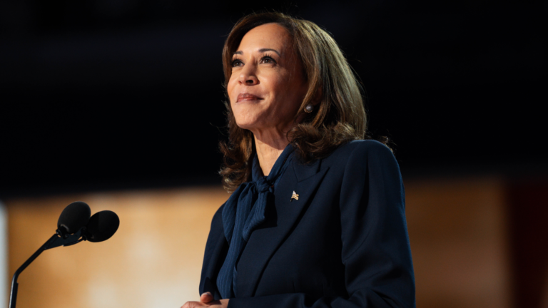 kamala-harris-memoir-style-rave