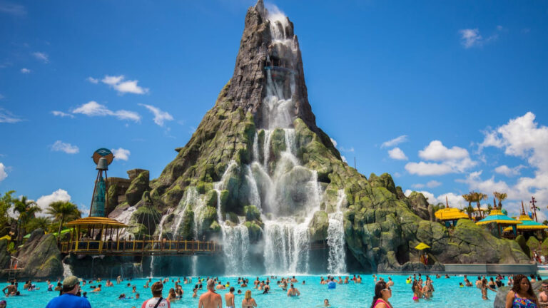 biggest-water-theme-park-in-the-world-style-rave
