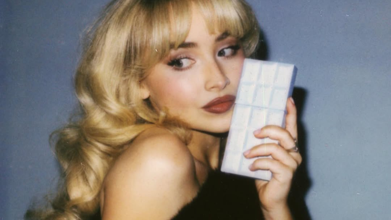 sabrina-carpenter-perfume-notes-style-rave