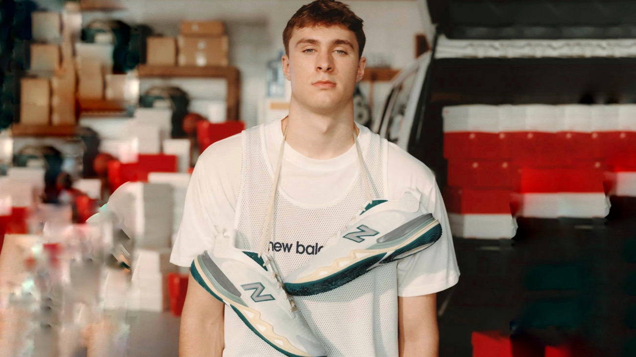 cooper-flag-new-balance-hesi-low-v2-style-rave