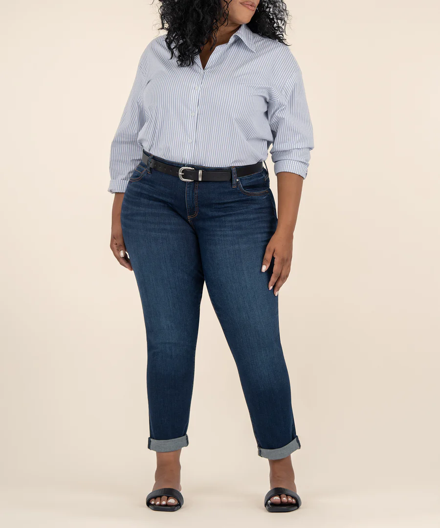 Model styling Kut from the Kloth Catherine Boyfriend jeans with heeled boots