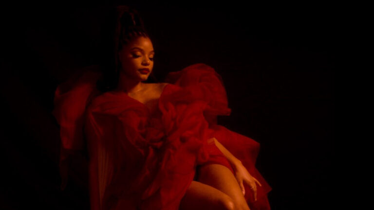 halle-bailey-album-style-rave