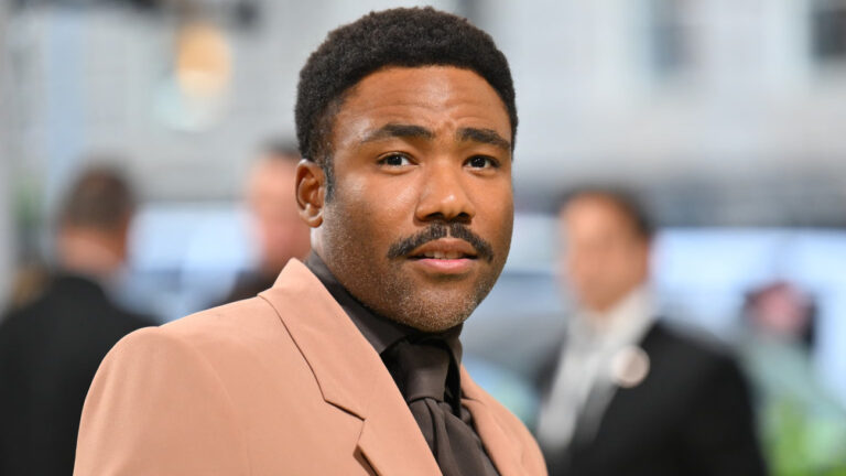 donald-glover-stroke-style-rave