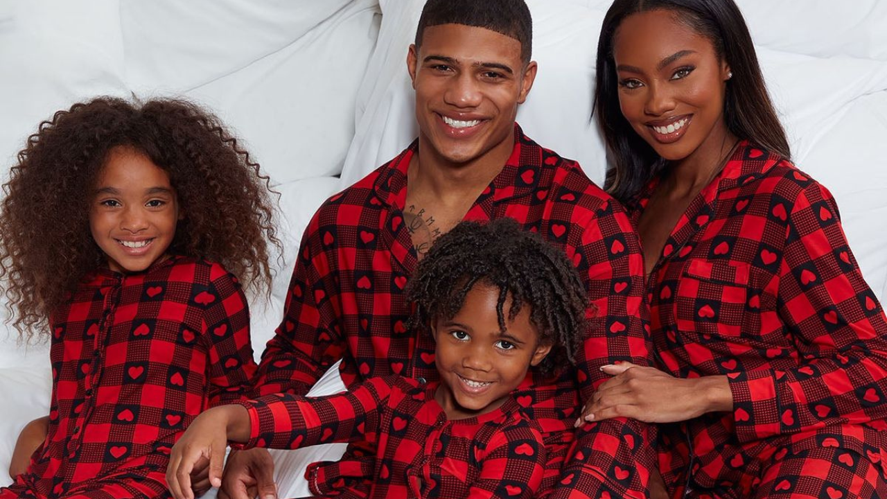 matching-family-christmas-pajamas-style-rave