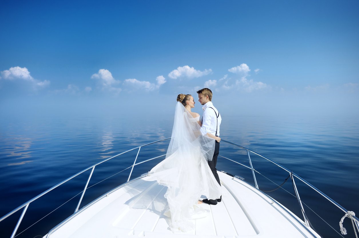 Yacht-Wedding-Style-Rave