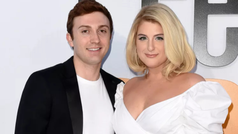 meghan-trainor-third-baby-surrogate-style-rave
