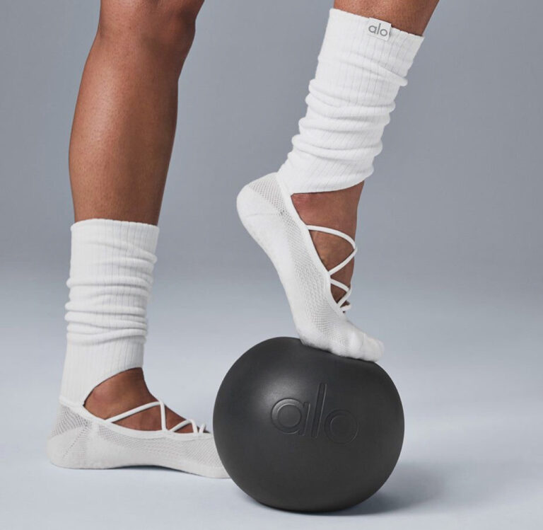 pilates-socks-style-rave