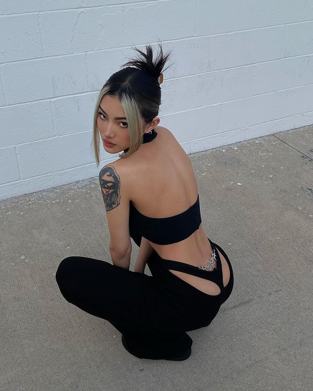 The Whale Tail Thong Trend Is Back—But Not The Way You Remember It