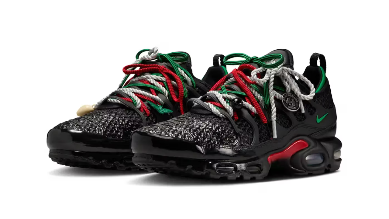 rose gold and black air max plus