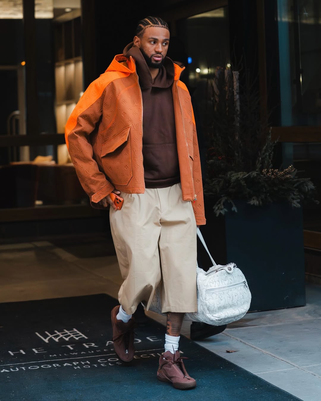 celebrities-paris-fashion-week-style-rave