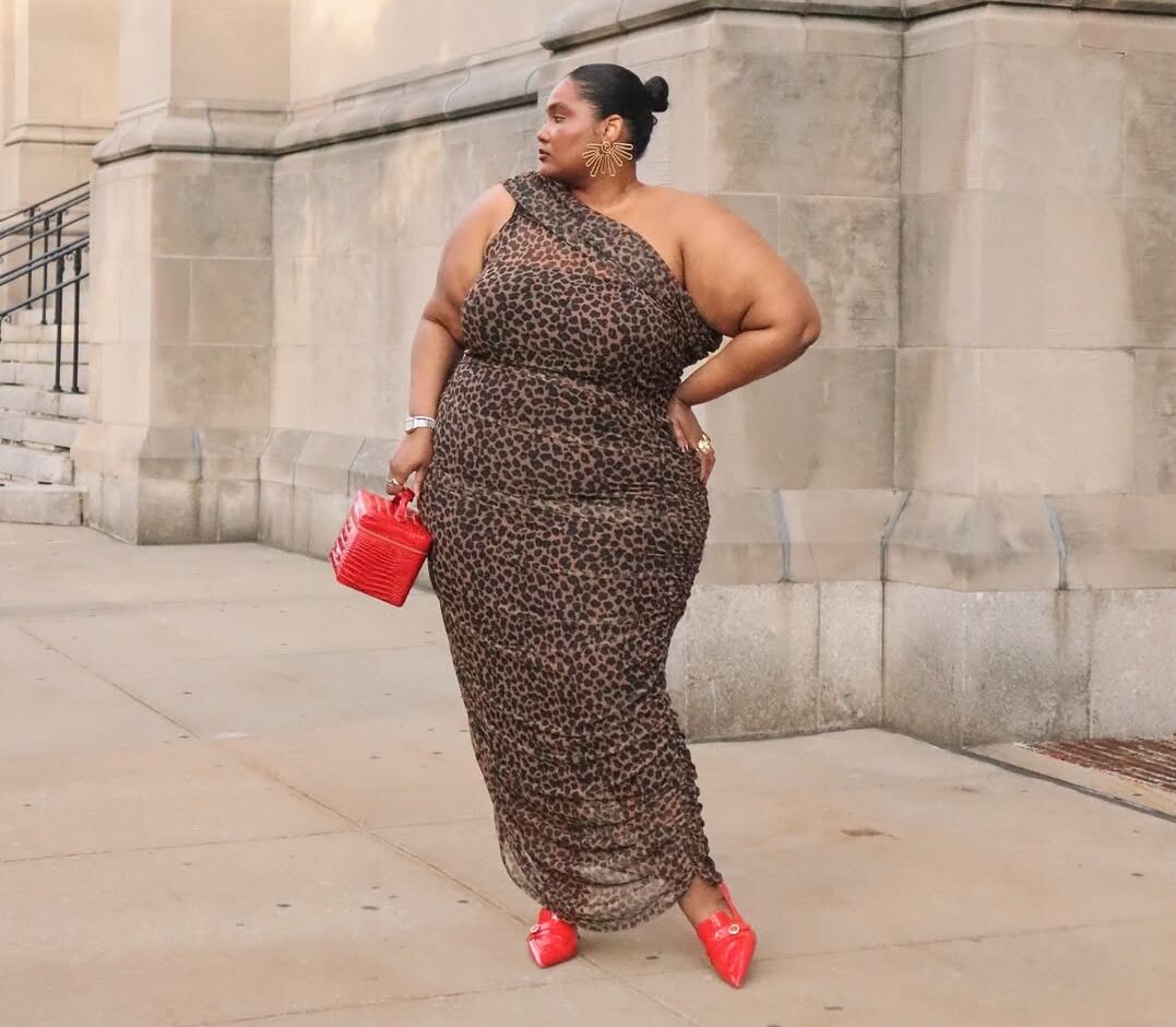 How To Choose The Perfect Plus-Size Dress For Any Event