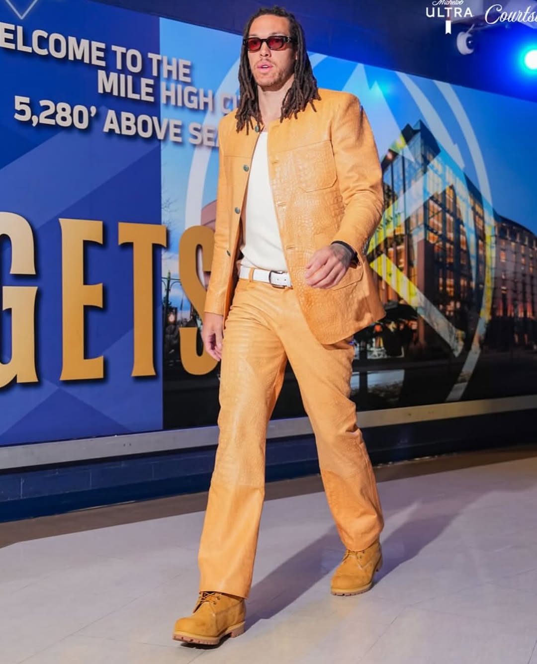 can-you-wear-fall-colors-in-spring-style-rave