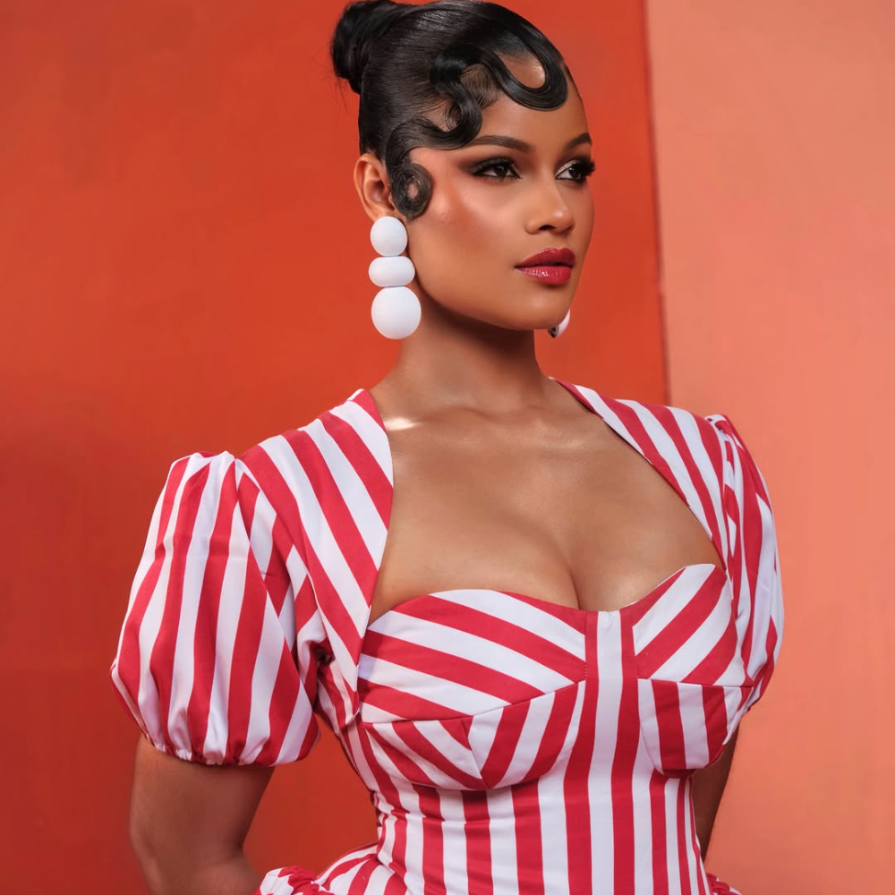 Wet-Look Beauty Is Taking Over 2026 With High-Shine Glam Wet-Look Beauty Is Taking Over 2026 With High-Shine Glam