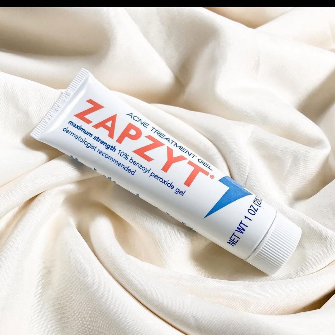 Benzoyl Peroxide vs. Salicylic Acid:  Which Acne Treatment Works Better?