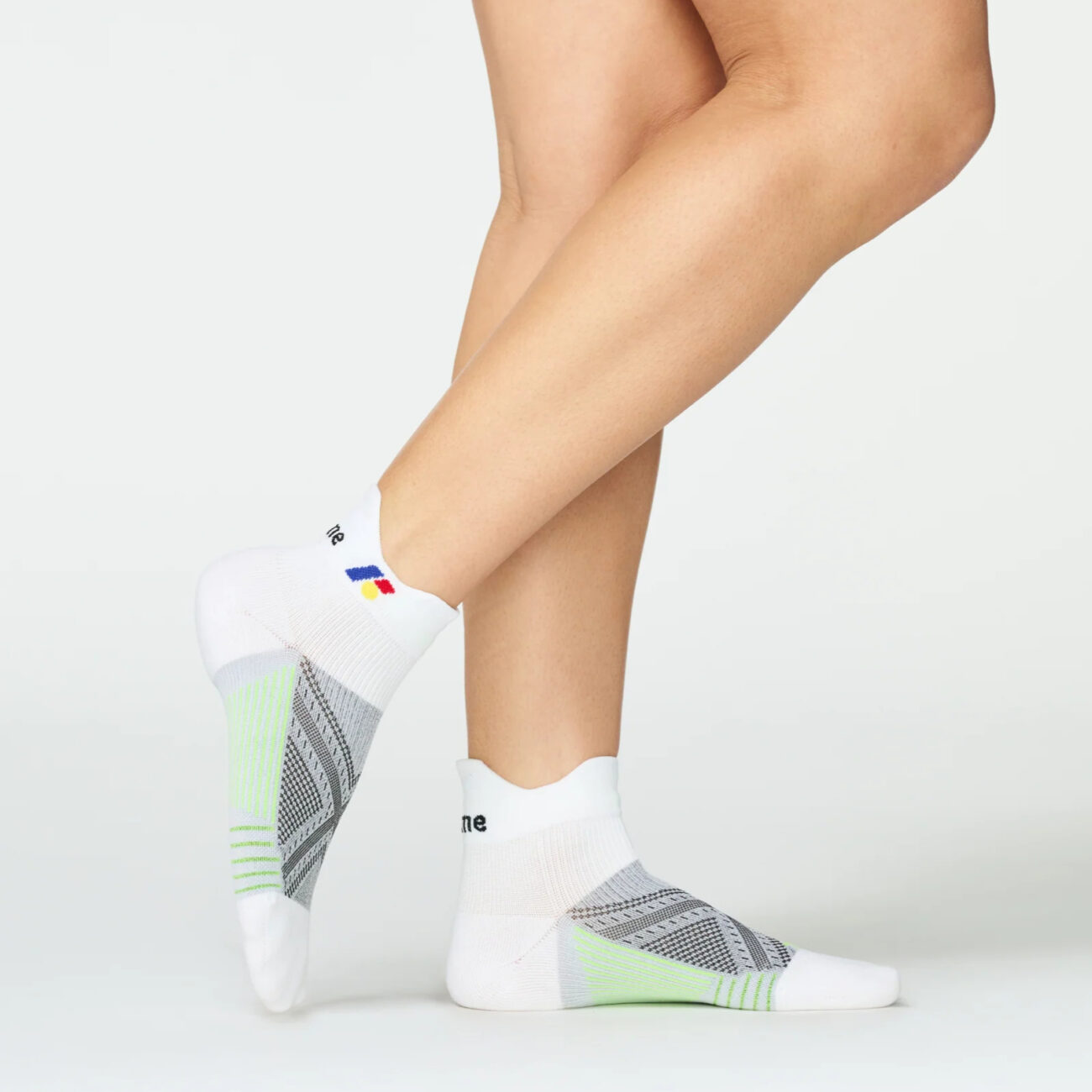 best-socks-for-foot-pain-style-rave